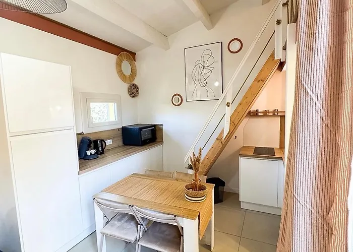 Parfum Terrasse Clim Parking Privé Agde